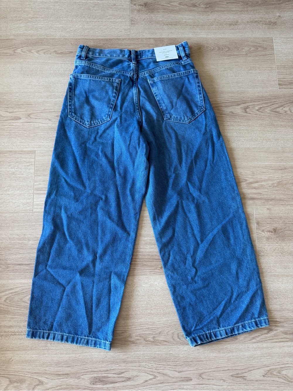 Zara Relaxed Wide-Leg Jeans - Picture 4 of 8
